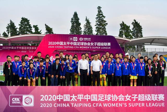 亚马尔在欧冠赛事中助攻再创佳绩，成年轻球员记录保持者